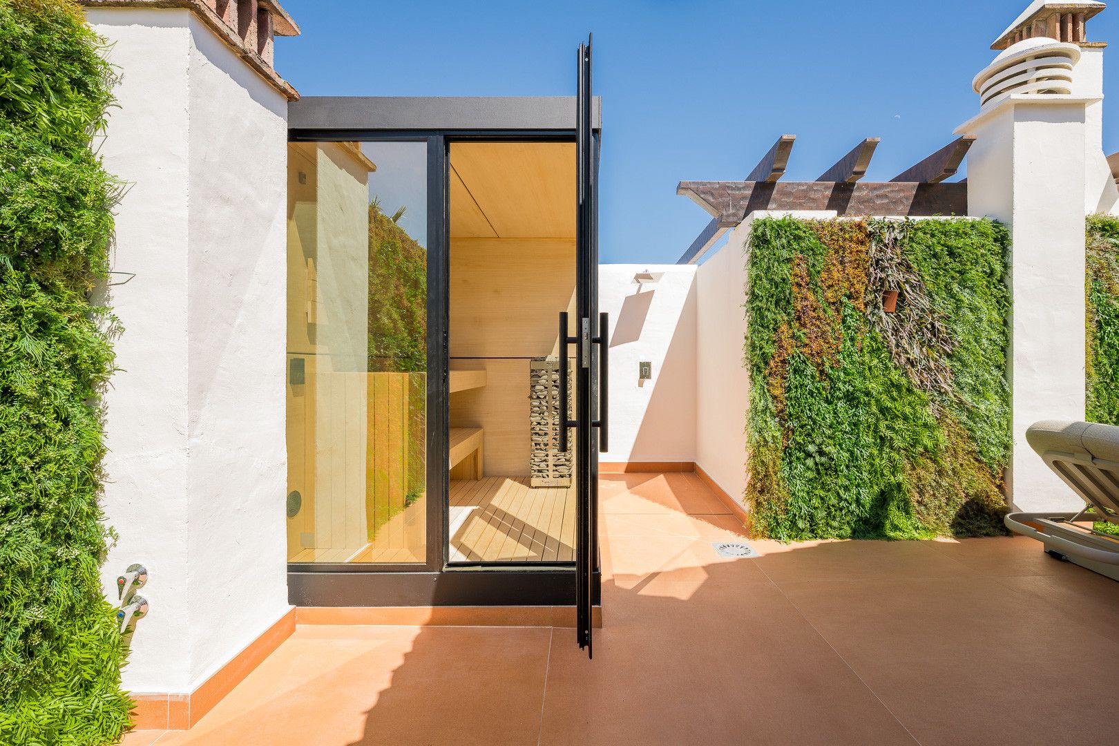 Penthouse in Estepona, Bahía del Velerín, Estepona, 7/12