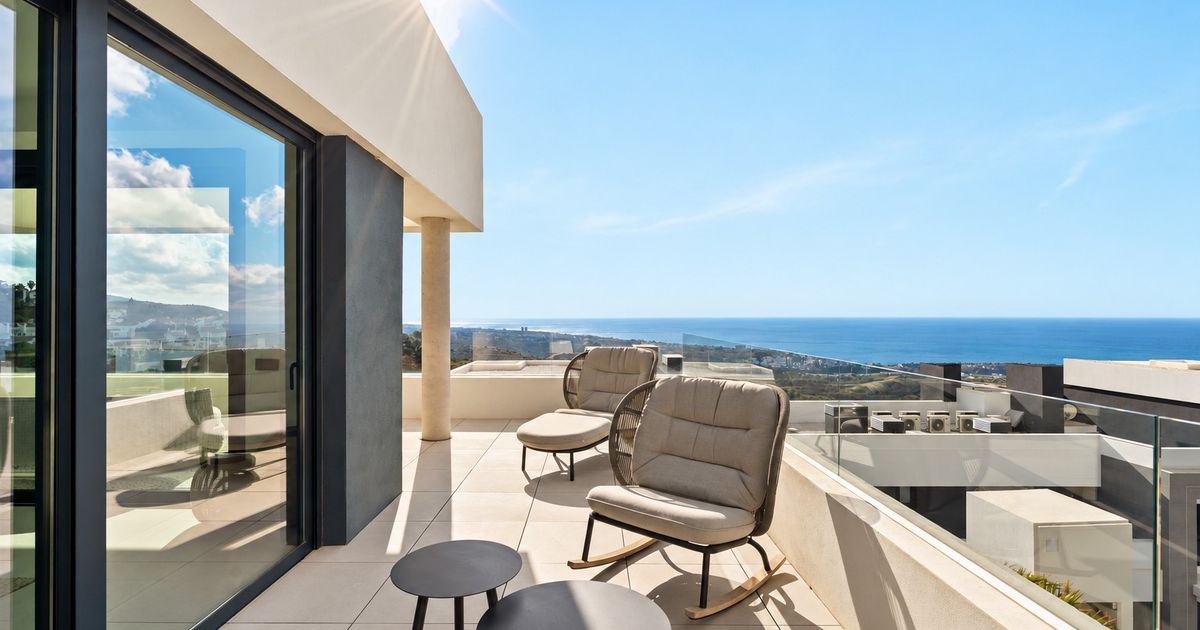 Apartment in Marbella East, Los Altos de los Monteros, Marbella East, 2/12
