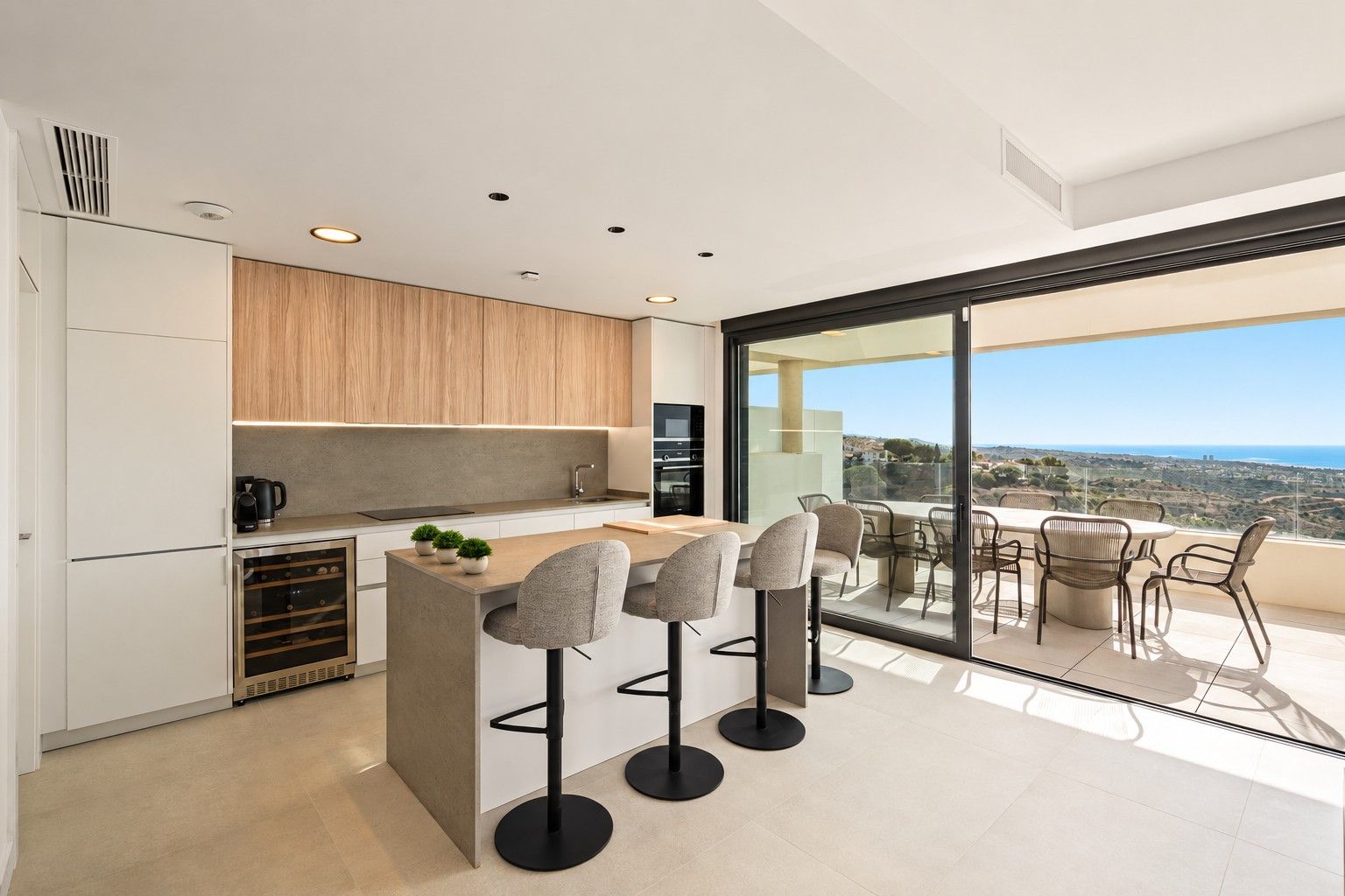 Apartament w Marbella East, Los Altos de los Monteros, Marbella East, 8/12