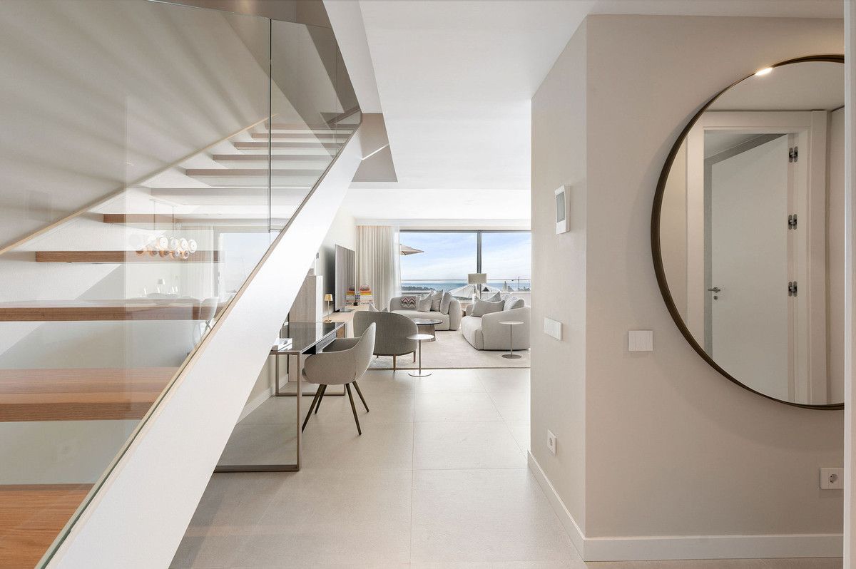 Appartement op de middelste verdieping in Estepona, Estepona, 1/12