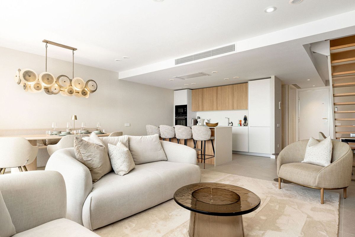 Appartement op de middelste verdieping in Estepona, Estepona, 2/12