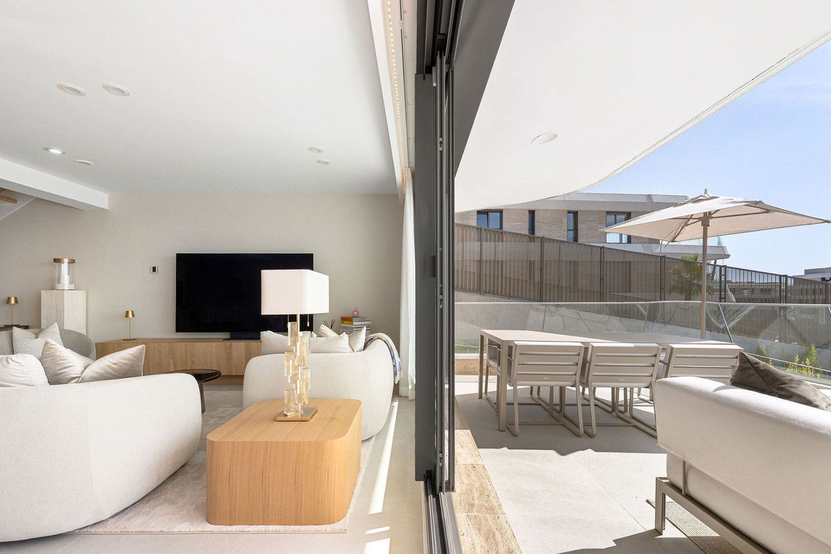 Appartement op de middelste verdieping in Estepona, Estepona, 12/12