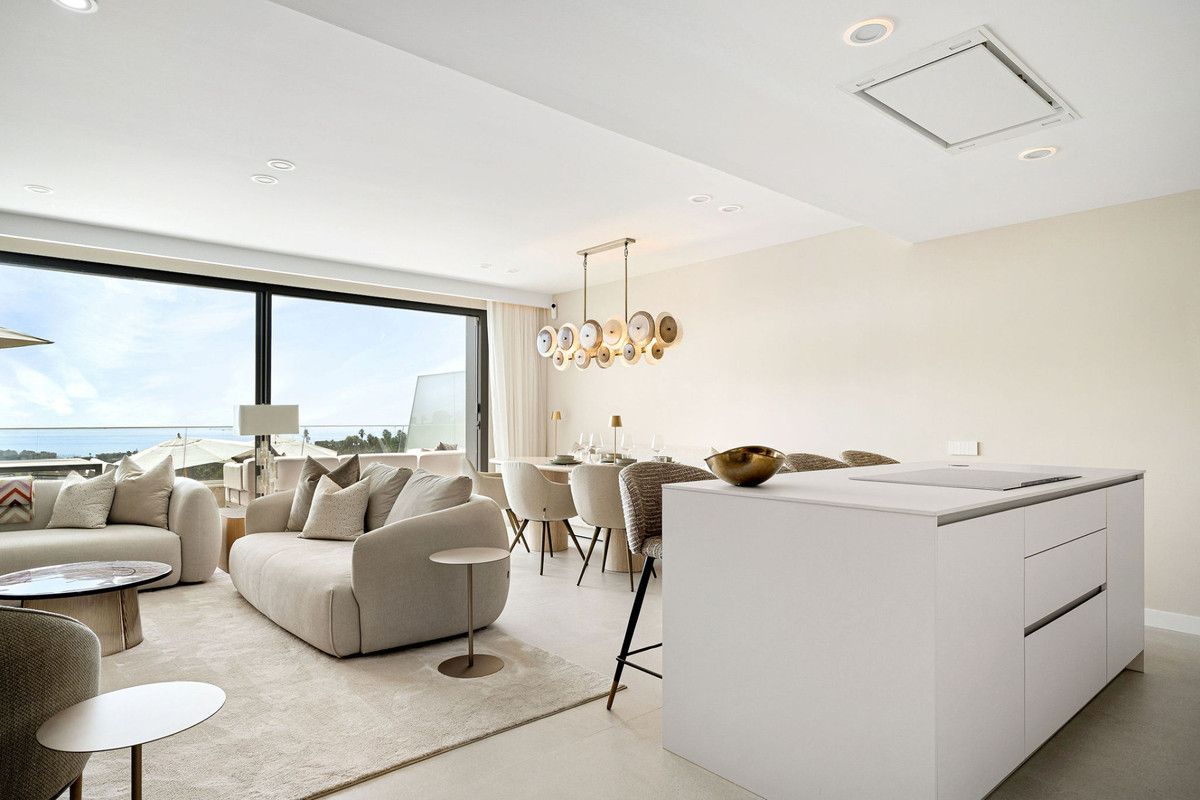Appartement op de middelste verdieping in Estepona, Estepona, 9/12