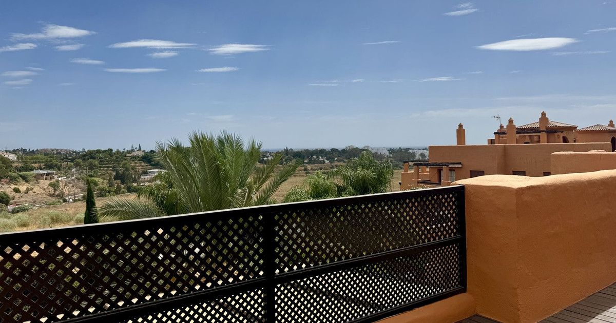 Penthouse Duplex in Benahavís, Benahavís, 2/12