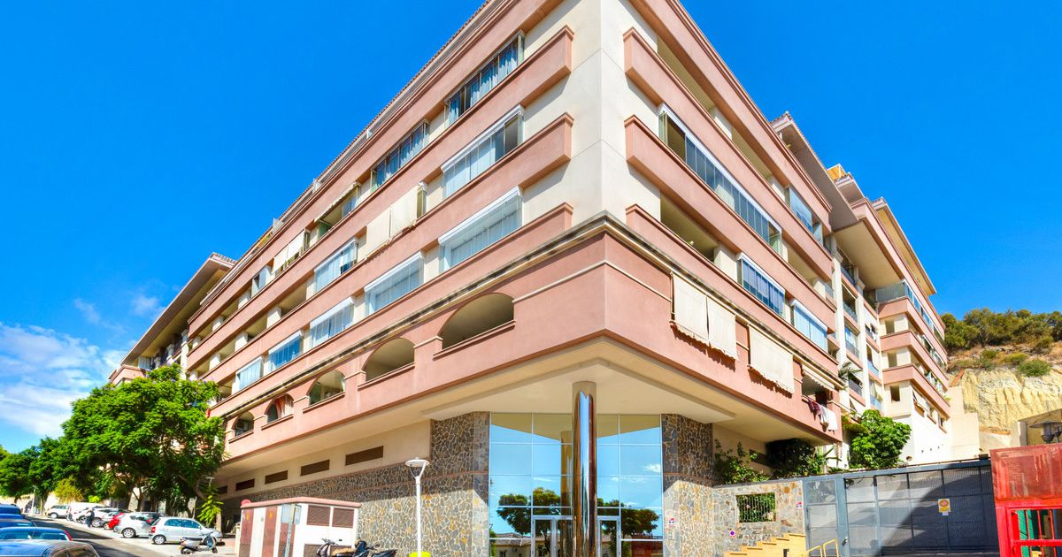 Apartament na środkowym piętrze w Fuengirola, Fuengirola, 2/12