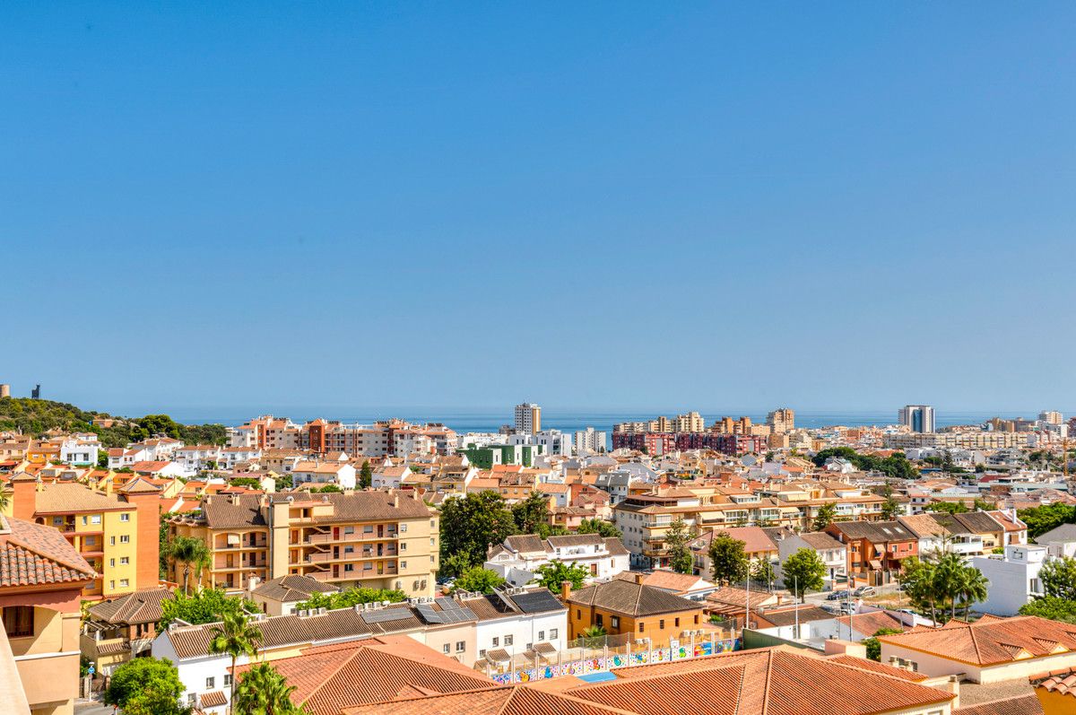 Apartament na środkowym piętrze w Fuengirola, Fuengirola, 10/12