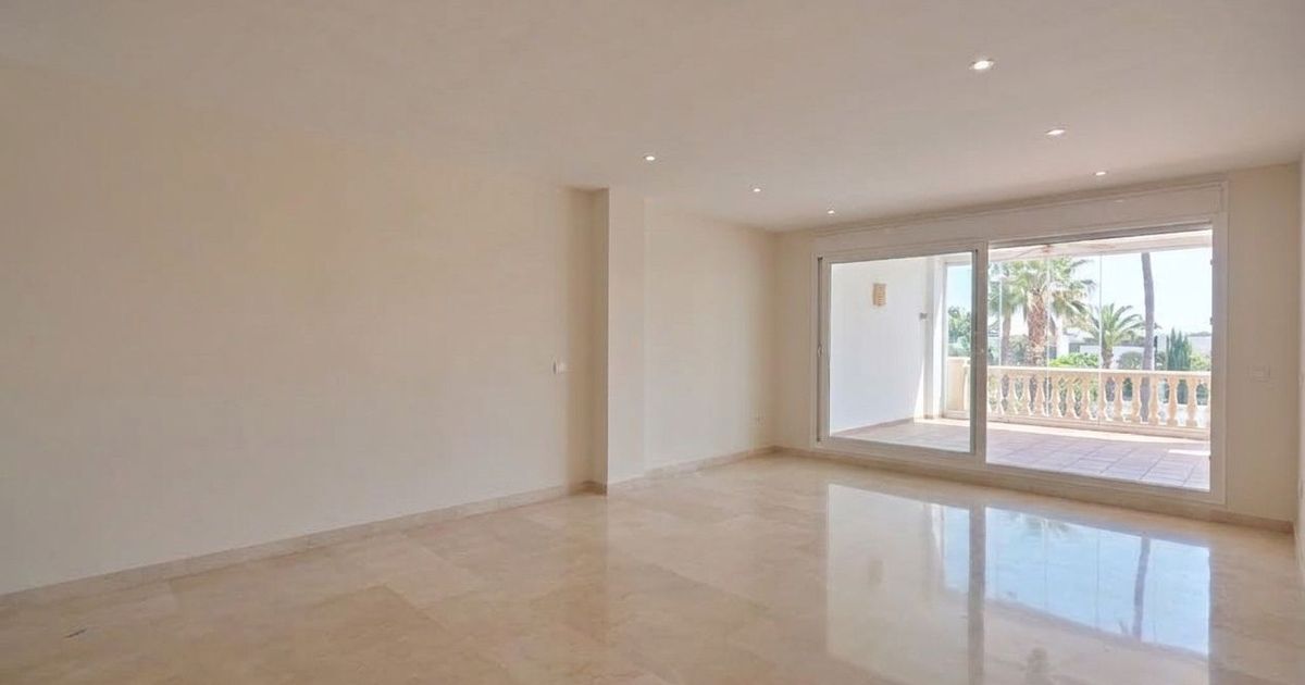 Erdgeschosswohnung in Marbella, Marbella, 4/12
