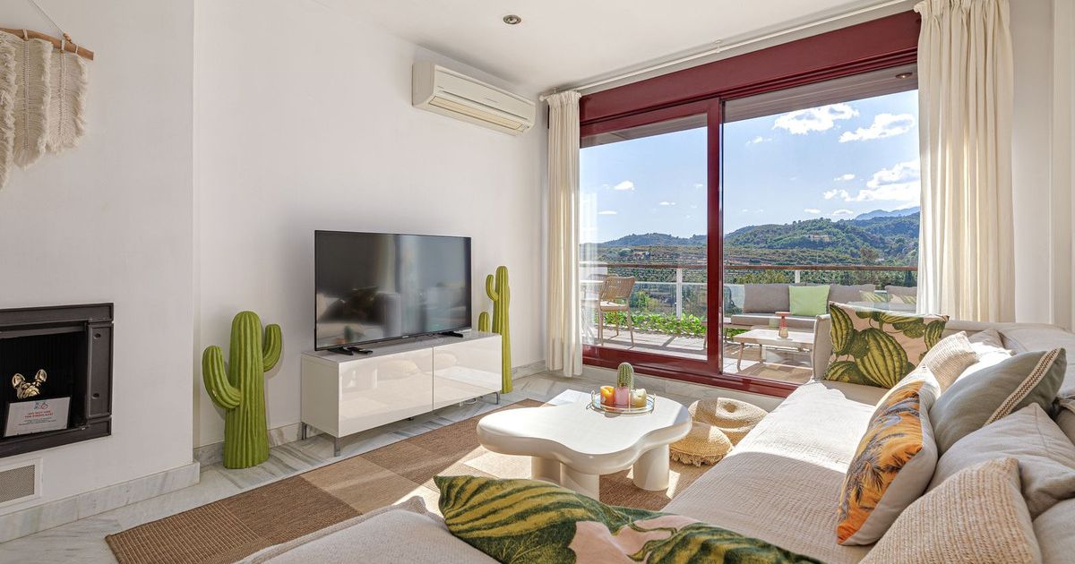 Mittelgeschoss-Wohnung in Benahavís, Benahavís, 4/12
