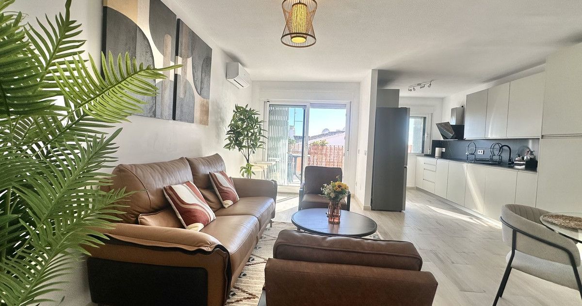 Appartement op de middelste verdieping in Calahonda, Calahonda, 9/12