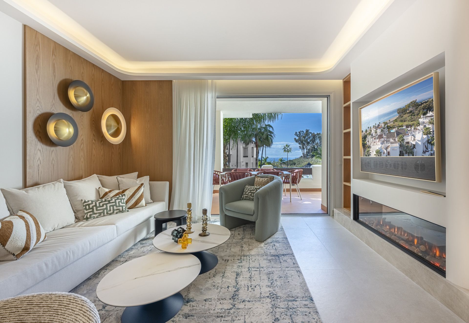 Апартаменты в Estepona, Bahía del Velerín, Estepona, 1/12