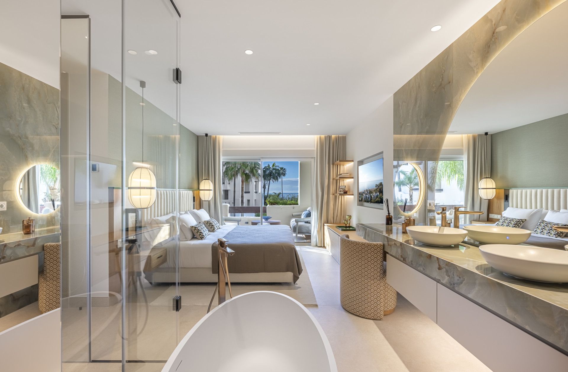 Апартаменты в Estepona, Bahía del Velerín, Estepona, 12/12