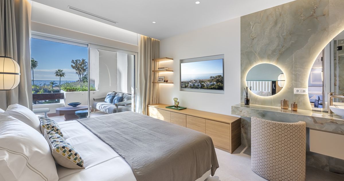 Апартаменты в Estepona, Bahía del Velerín, Estepona, 7/12