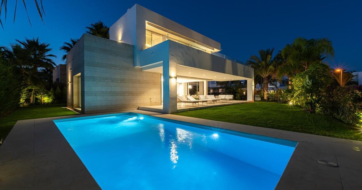 Detached Villa in Marbella, Marbella, 1/12