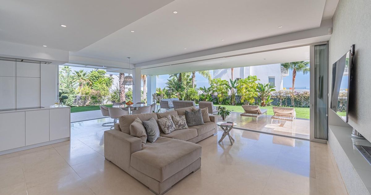 Detached Villa in Marbella, Marbella, 3/12
