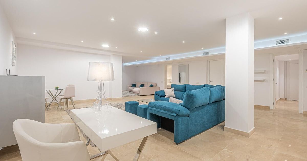 Detached Villa in Marbella, Marbella, 7/12