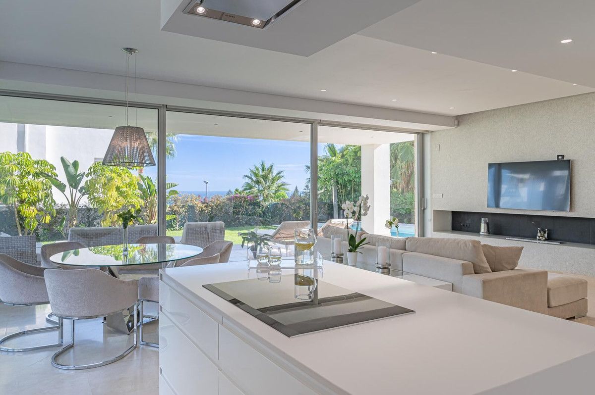 Detached Villa in Marbella, Marbella, 8/12