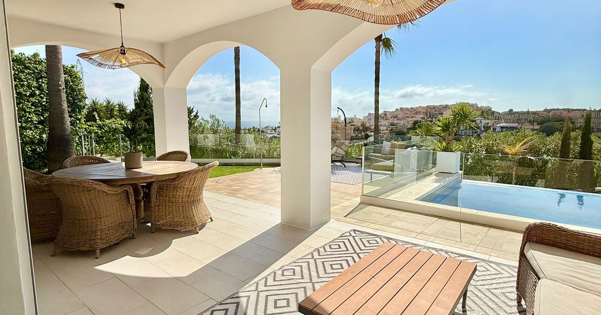 Villa in Mijas Costa, Riviera del Sol, Mijas Costa, 2/12