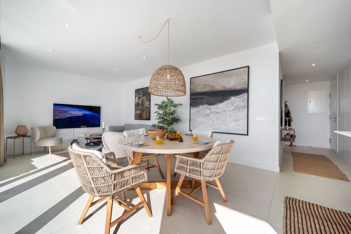 Middle Floor Apartment in Fuengirola, Fuengirola, 6/12