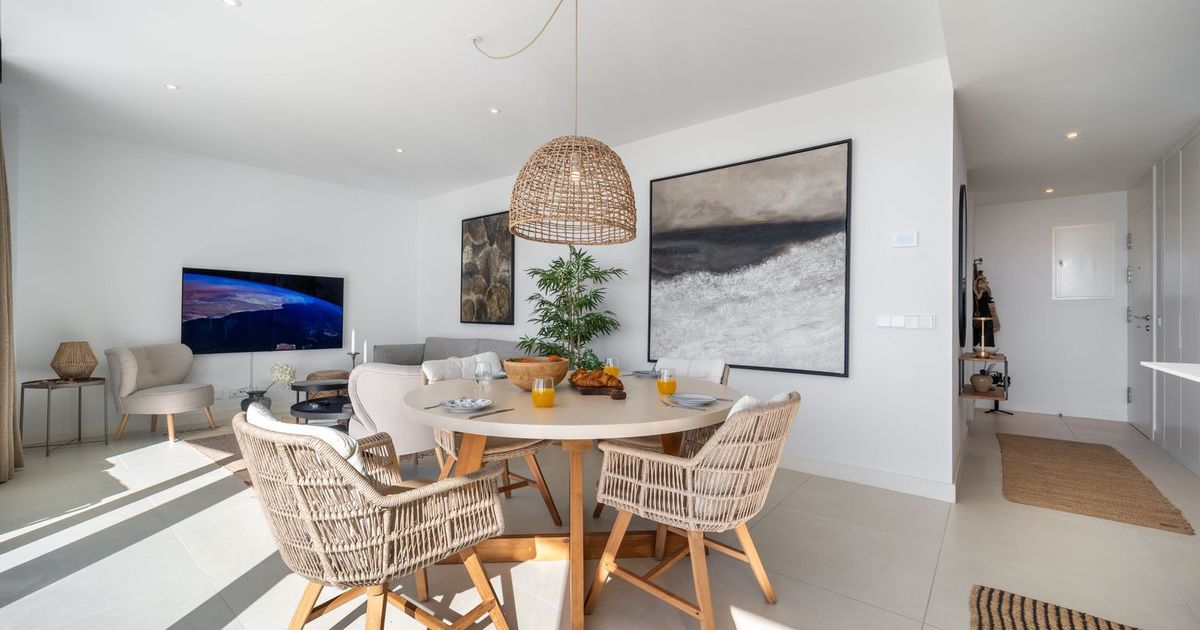 Middle Floor Apartment in Fuengirola, Fuengirola, 6/12