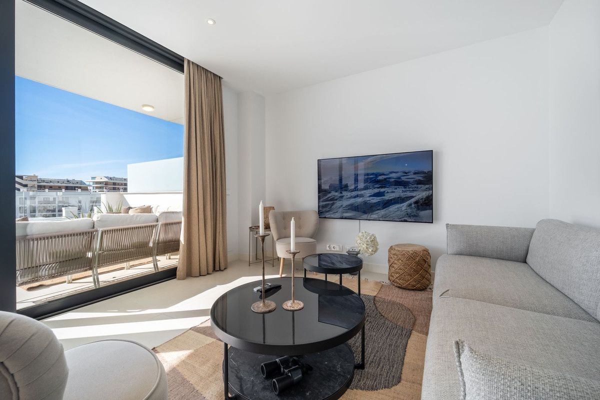 Middle Floor Apartment in Fuengirola, Fuengirola, 8/12