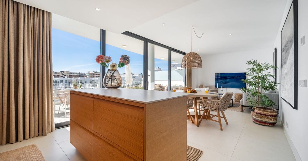 Middle Floor Apartment in Fuengirola, Fuengirola, 10/12