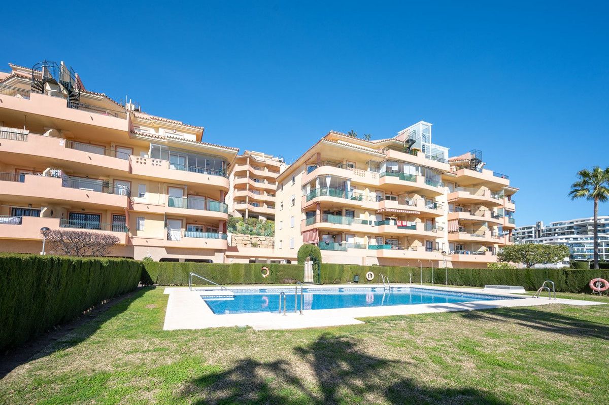 Apartament na środkowym piętrze w Riviera del Sol, Riviera del Sol, 1/12