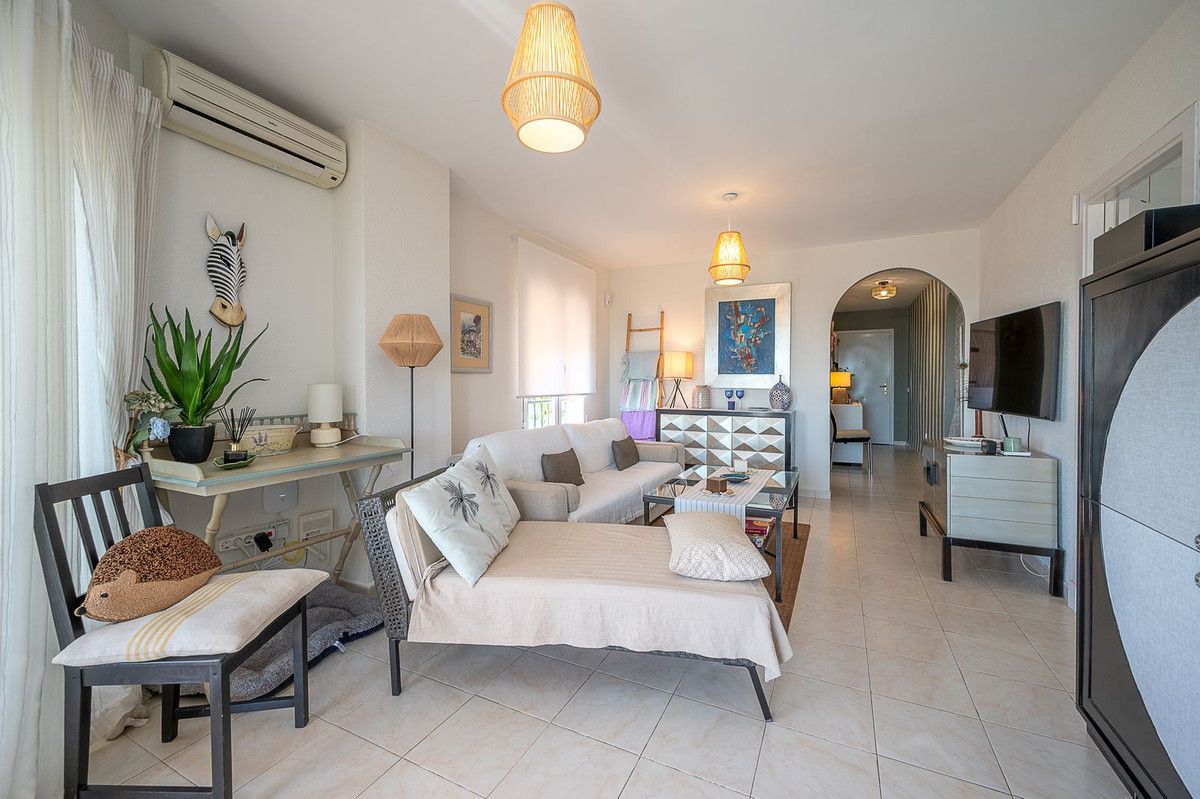 Apartament na środkowym piętrze w Riviera del Sol, Riviera del Sol, 6/12