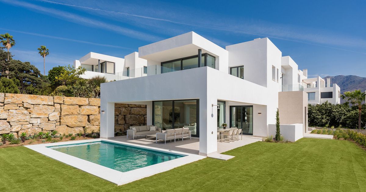 Отдельно стоящая вилла в Estepona, Estepona, 1/12