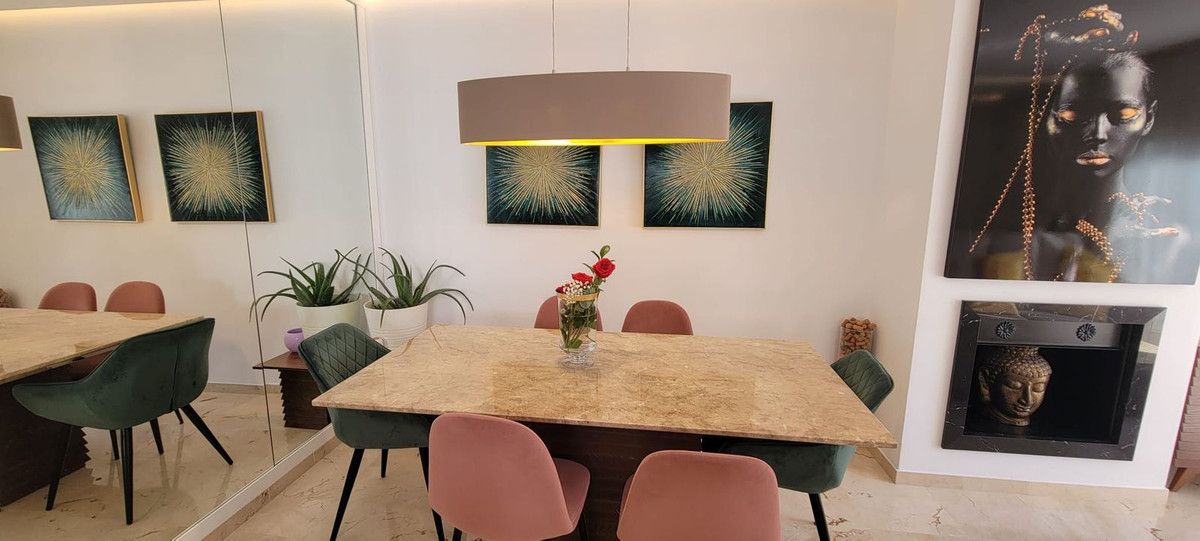 Middle Floor Apartment in Puerto Banús, Puerto Banús, 2/12