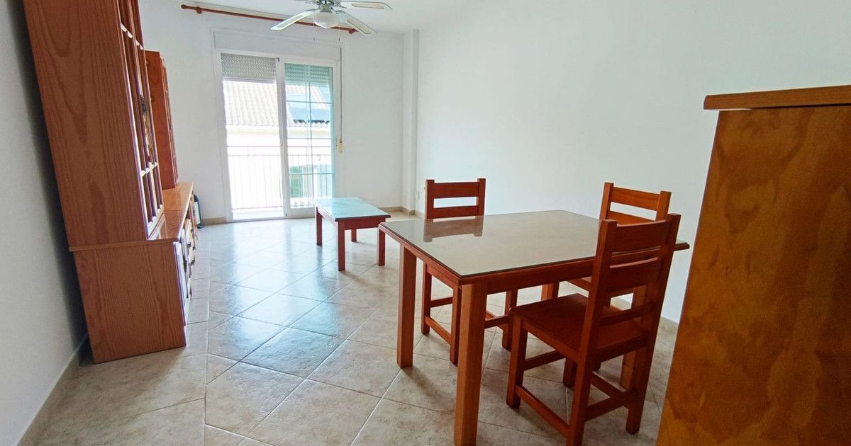 Apartamento Planta Media en Fuengirola, Fuengirola, 2/12