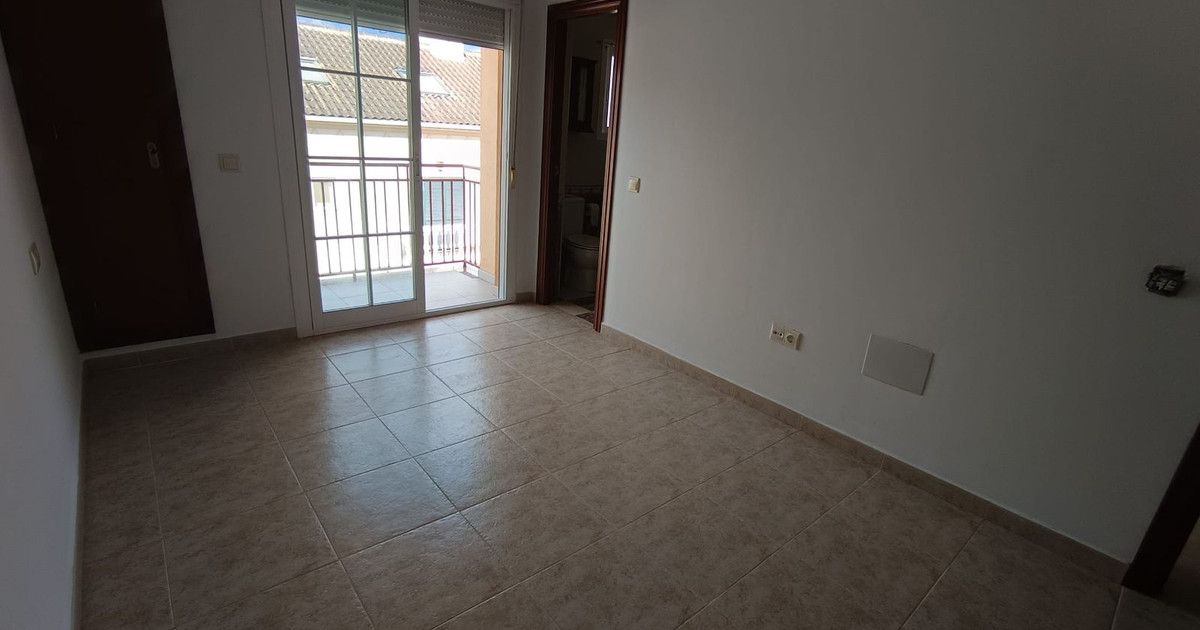 Apartamento Planta Media en Fuengirola, Fuengirola, 11/12