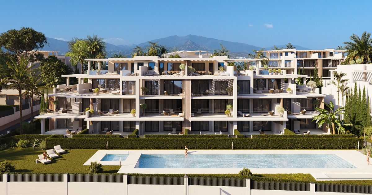 Penthouse in Estepona, New Golden Mile, Estepona, 2/12