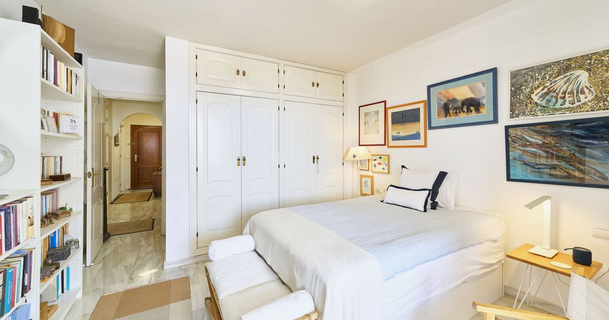 Middle Floor Apartment in Fuengirola, Fuengirola, 12/12
