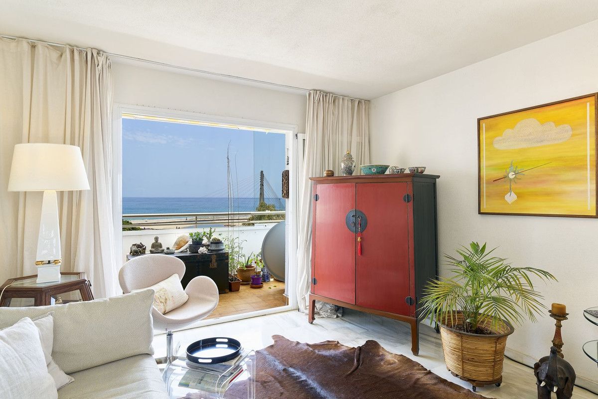 Middle Floor Apartment in Fuengirola, Fuengirola, 4/12
