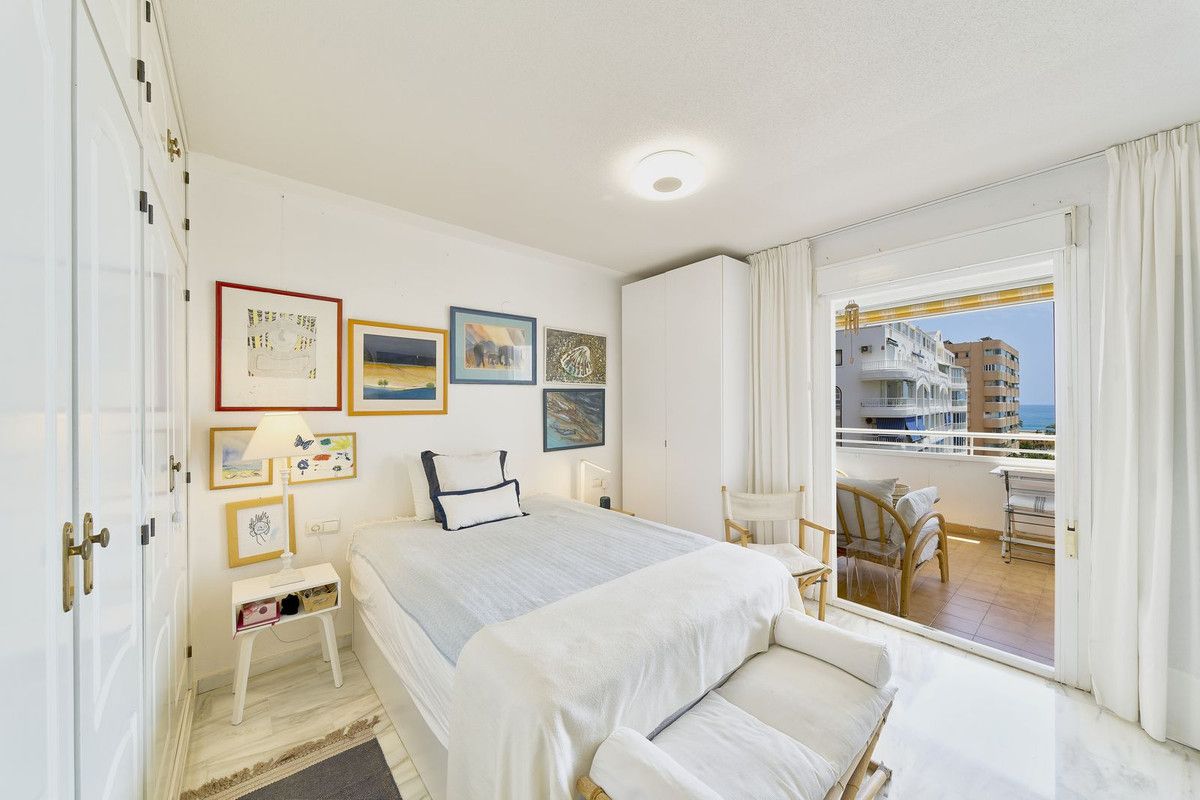 Middle Floor Apartment in Fuengirola, Fuengirola, 10/12