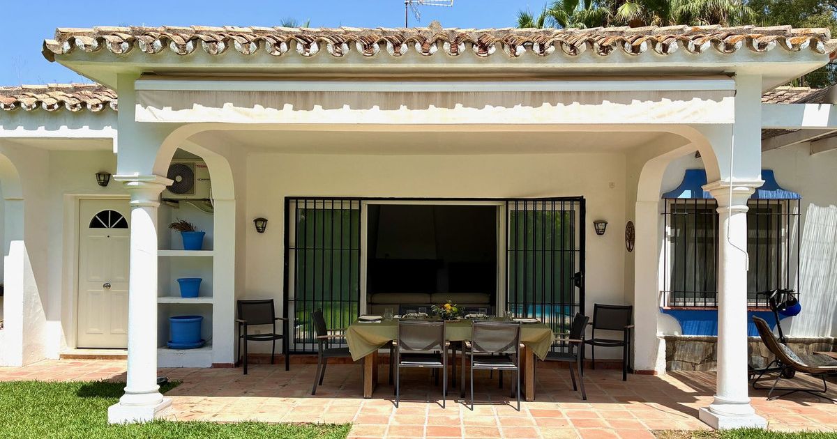 Detached Villa in Estepona, Estepona, 2/12