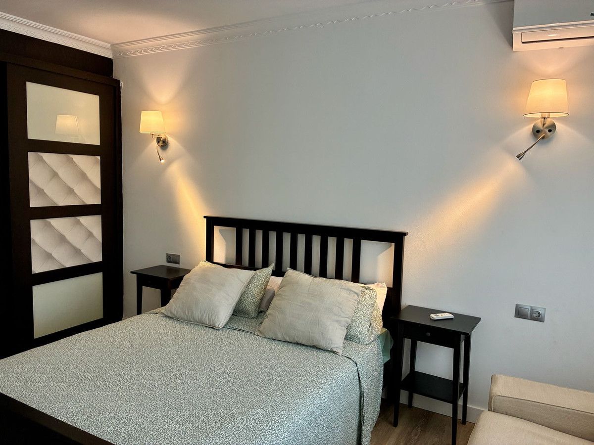 Detached Villa in Estepona, Estepona, 11/12