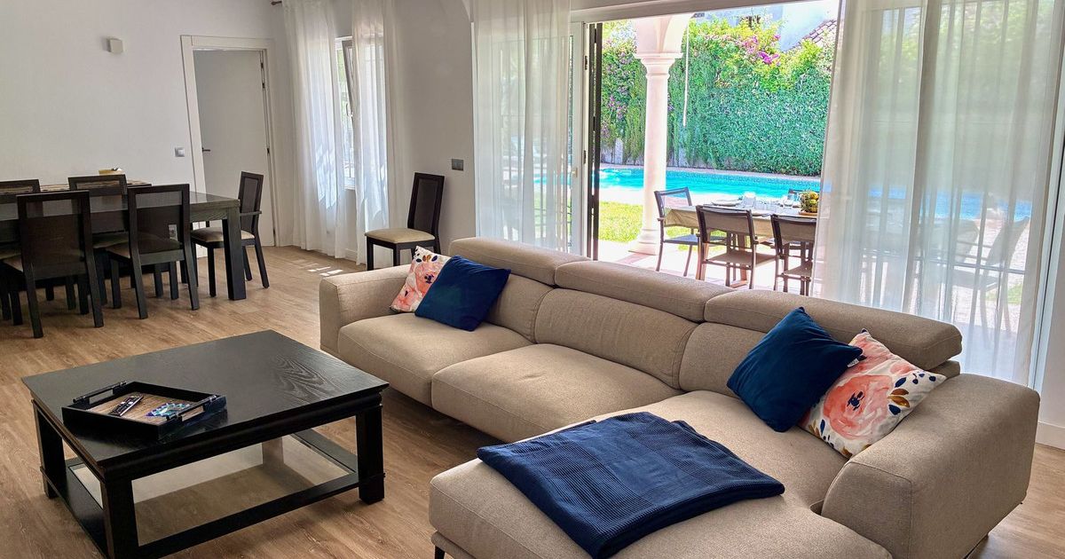Detached Villa in Estepona, Estepona, 7/12