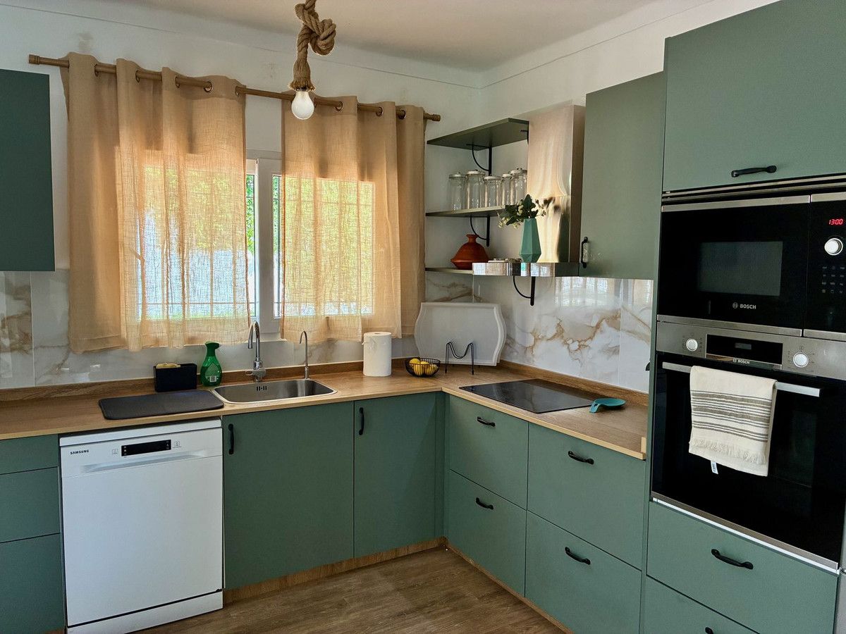 Detached Villa in Estepona, Estepona, 10/12