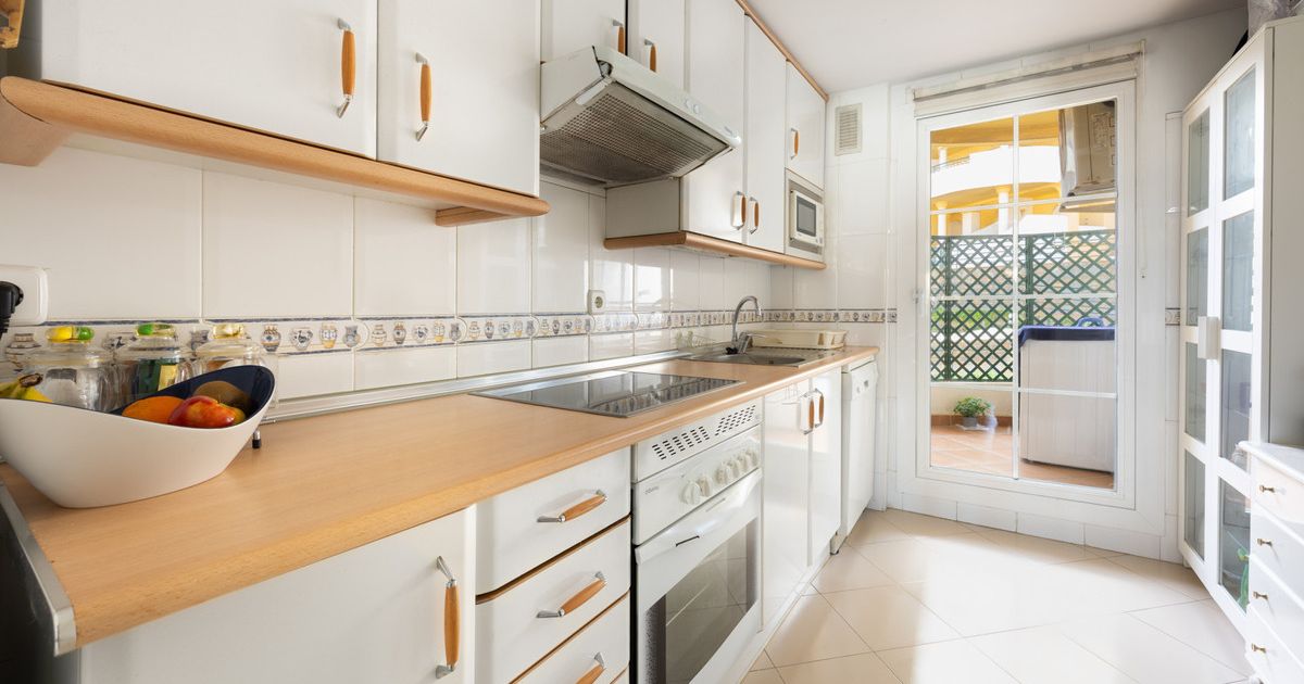 Mittelgeschoss-Apartment in Nueva Andalucía, Nueva Andalucía, 4/12
