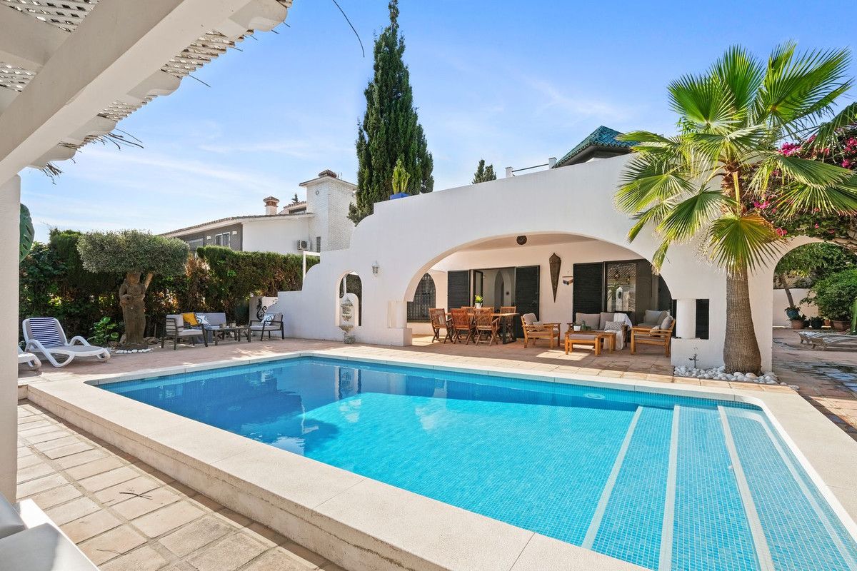 Willa wolnostojąca w Marbella, Marbella, 4/12