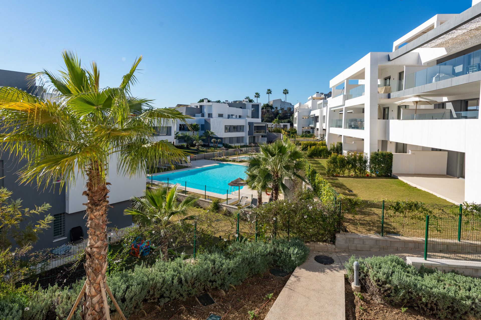 Apartament w Estepona, Estepona, 2/12