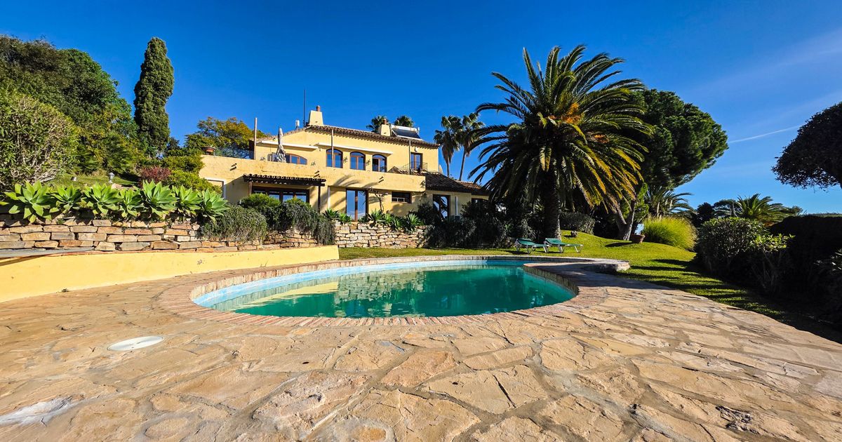 Villa in Estepona, Bahia Dorada, Estepona, 7/12