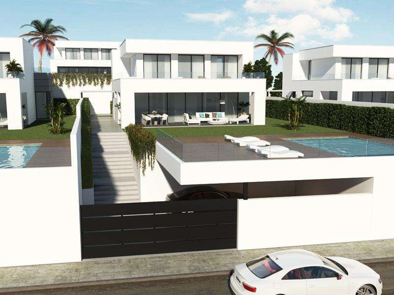 Villa in Manilva, Manilva, 6/9