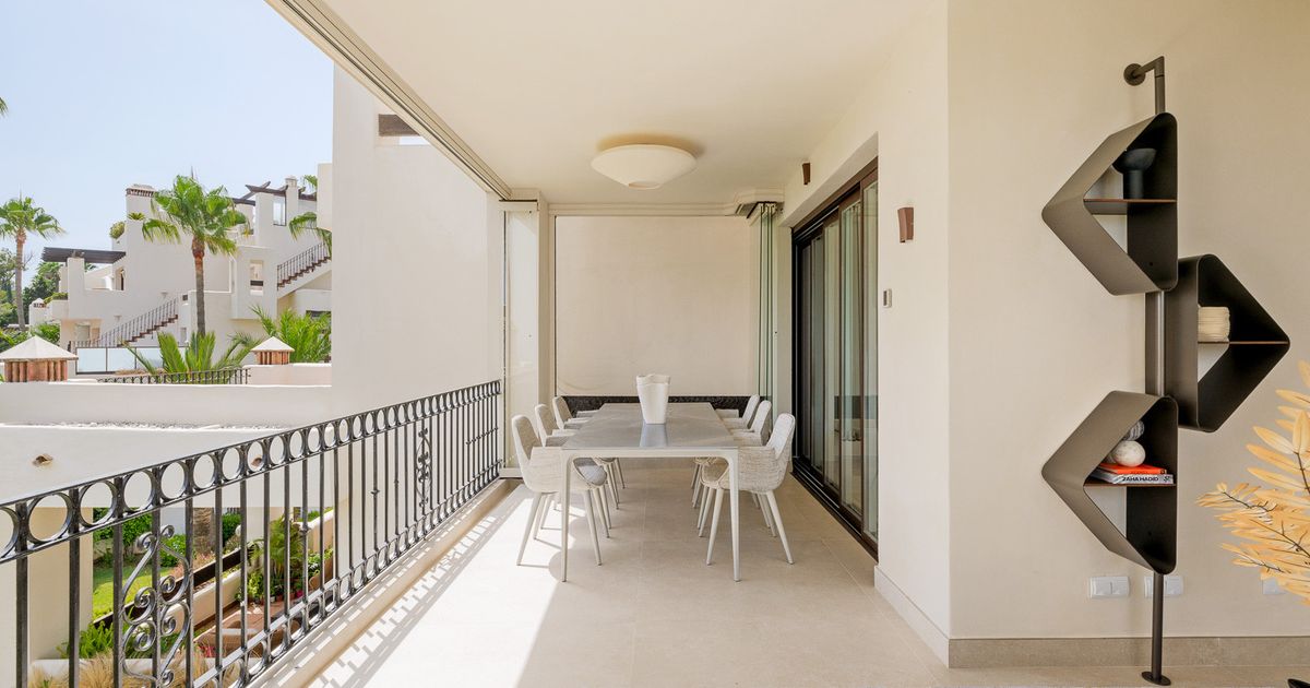 Апартаменты в Estepona, Bahía del Velerín, Estepona, 9/12