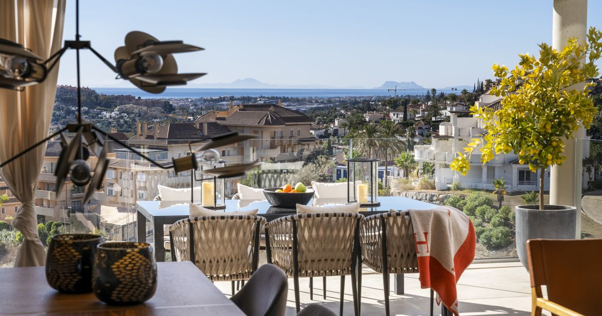 Duplex-takvåning i Nueva Andalucía, La Morelia de Marbella, Nueva Andalucia, 5/12