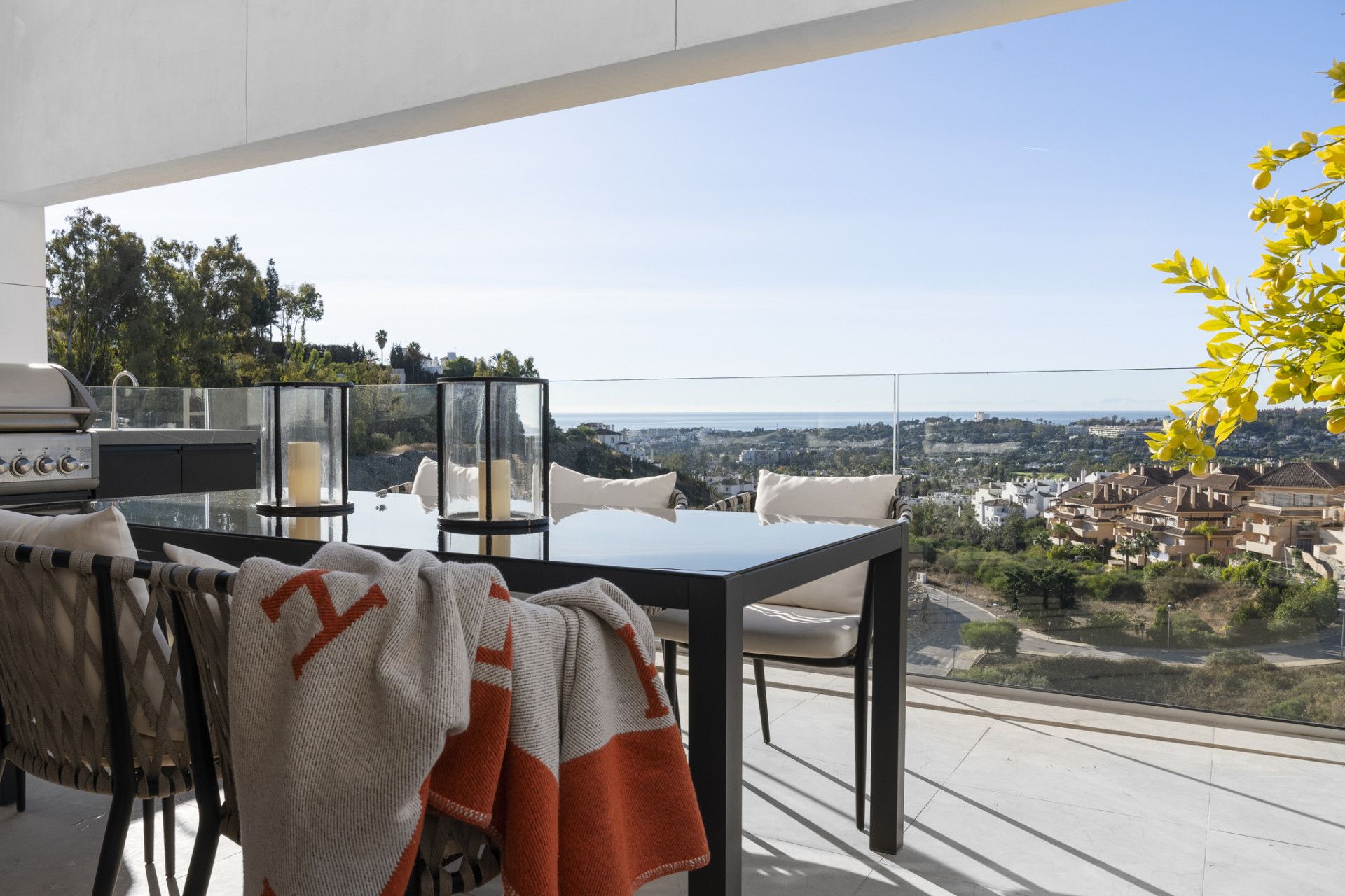 Duplex-takvåning i Nueva Andalucía, La Morelia de Marbella, Nueva Andalucia, 9/12