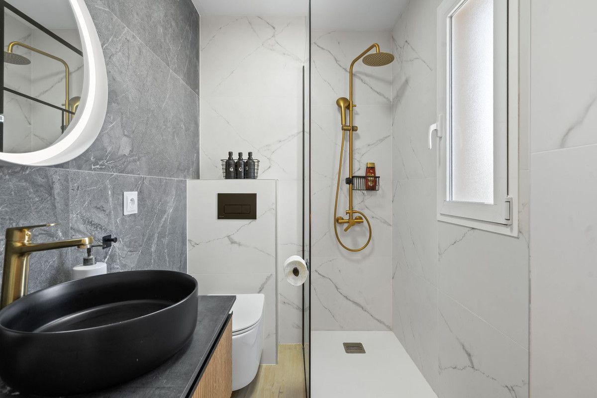 Middle Floor Apartment in Estepona, Estepona, 12/12