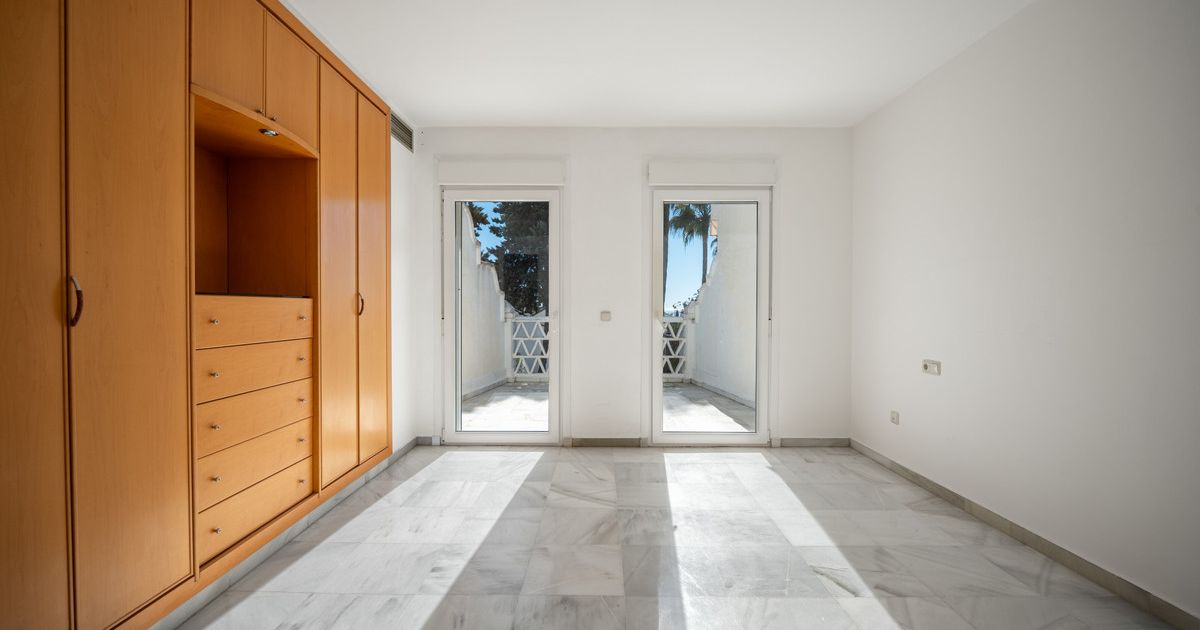 Villa Individuelle sur le Golden Mile, The Golden Mile, 7/12