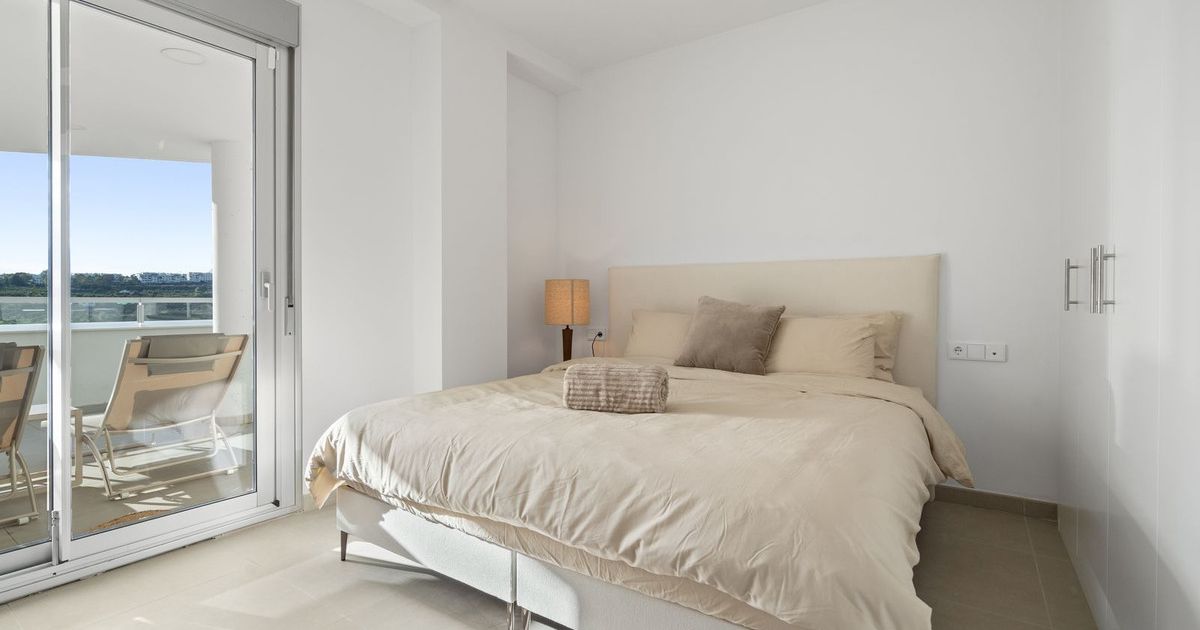 Gelijkvloers appartement in Estepona, Estepona, 9/12